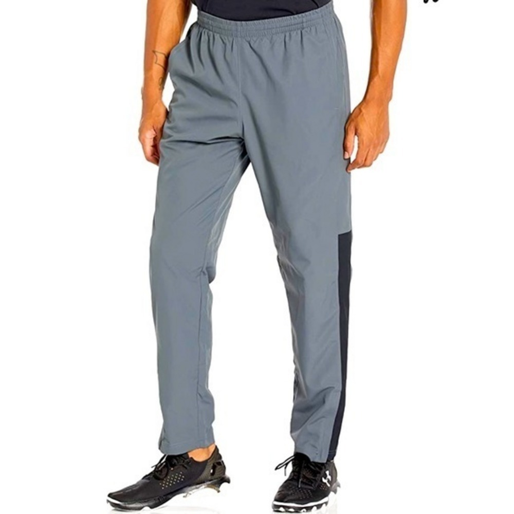 Under Armour Loose‎ Woven Vital Workout Wind Pants